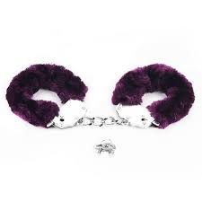 Love Toy Fetish Pleasure Fluffy Cuffs Purple – view 2