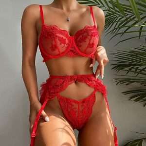 Size M 3 Piece Lace Set Red